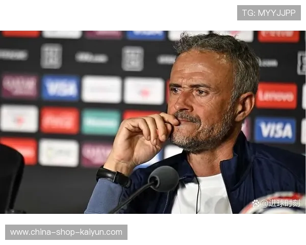 巴黎圣日耳曼半场调整见效，恩里克称赞球队运气